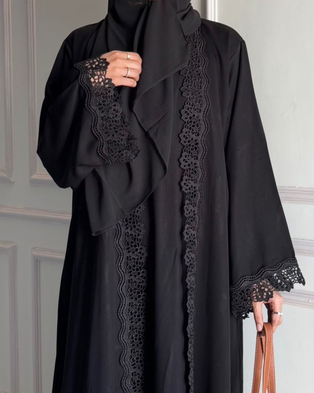 Laced Abaya - Black