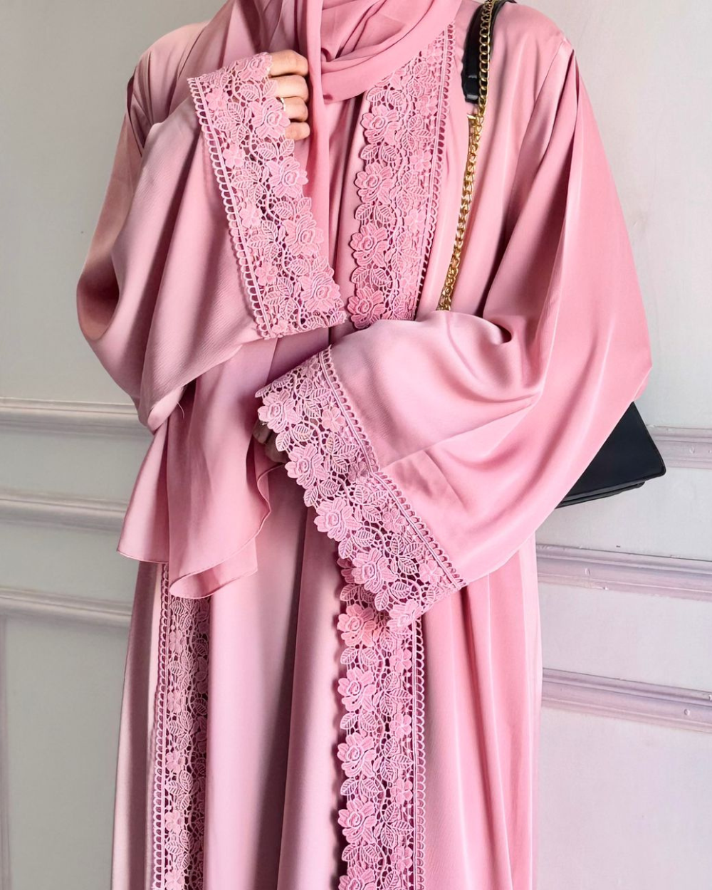 Laced Abaya - Pink